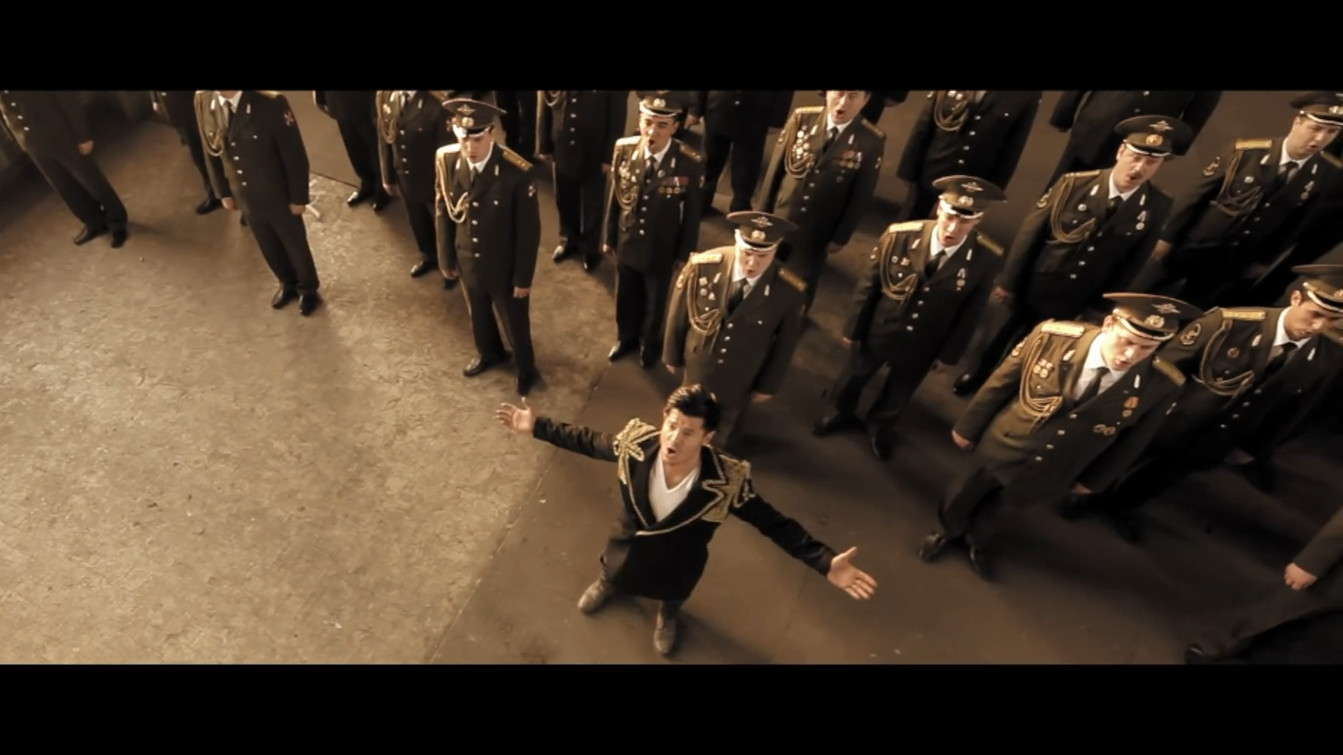 Vincent Niclo von Red Army Choir - Ameno